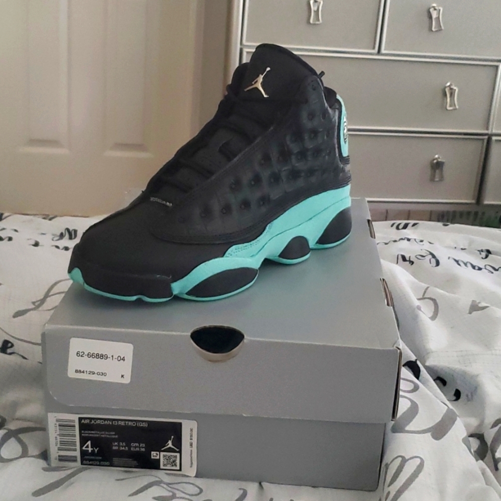 Air Jordan 13 Retro 4Y
